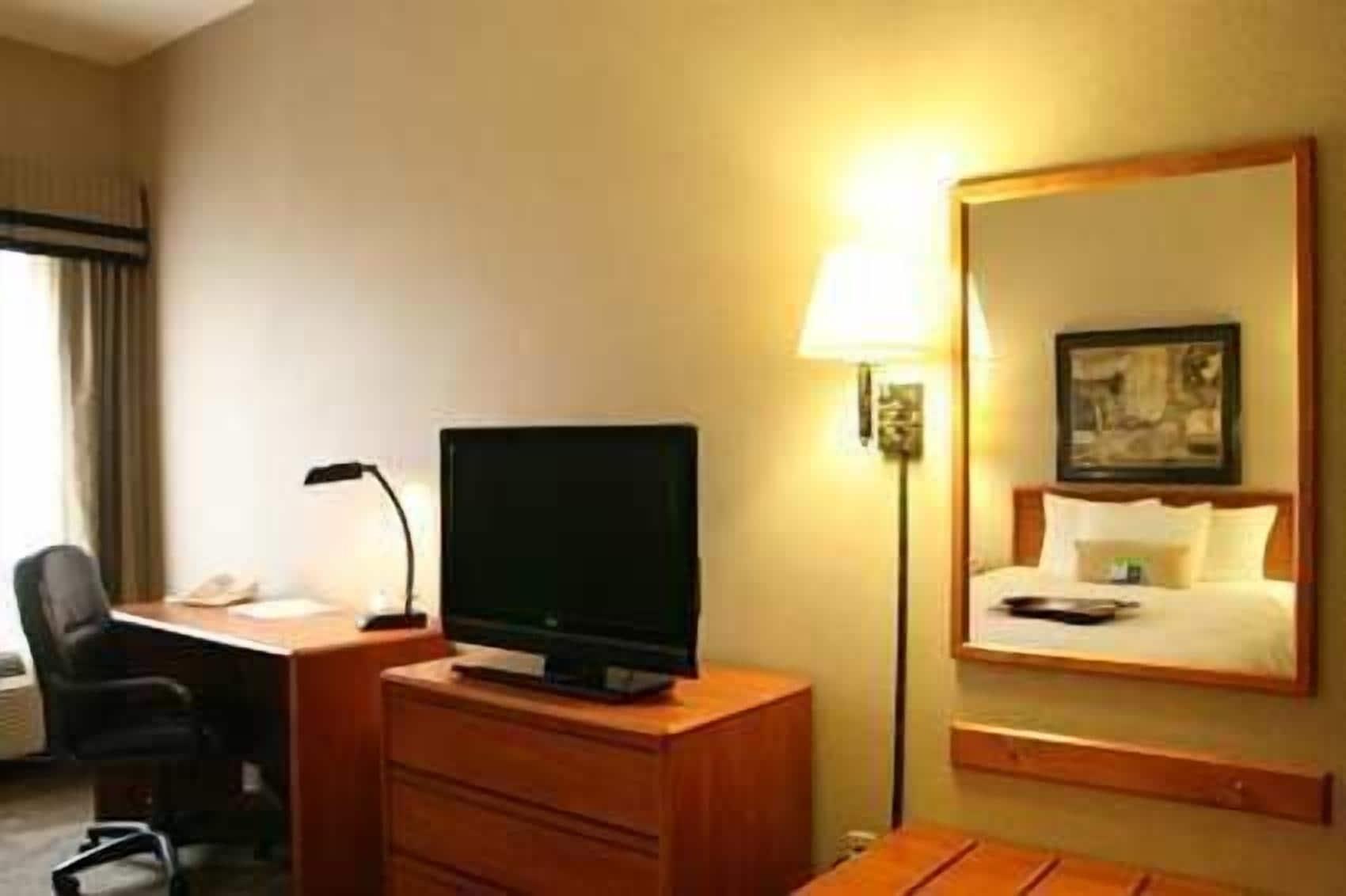 Hampton Inn Columbus/Taylorsville Edinburgh Eksteriør bilde