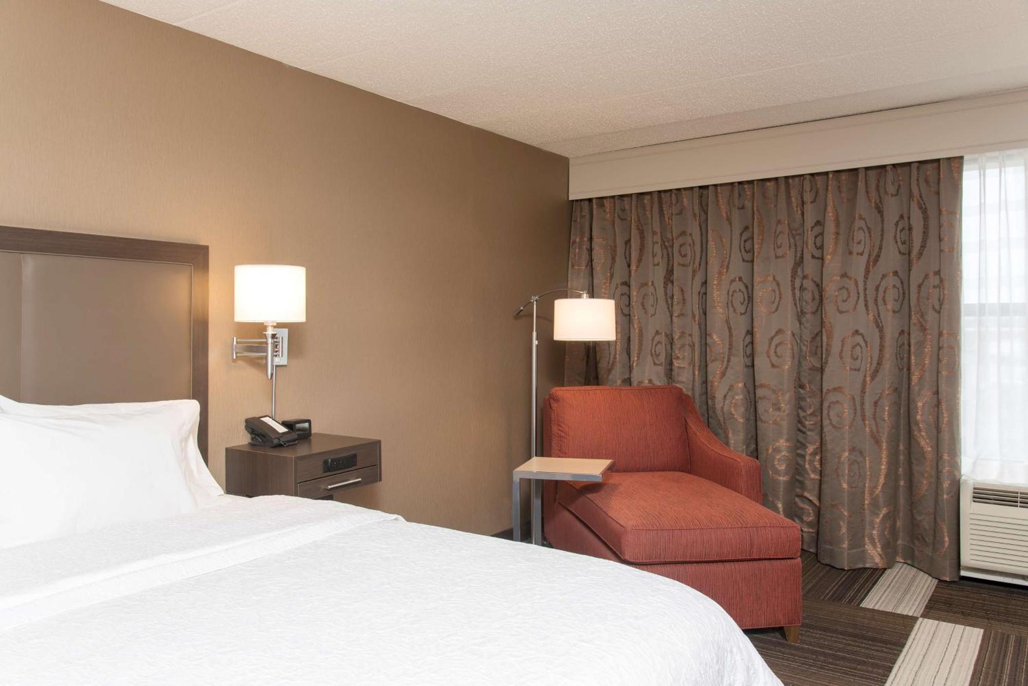 Hampton Inn Columbus/Taylorsville Edinburgh Eksteriør bilde